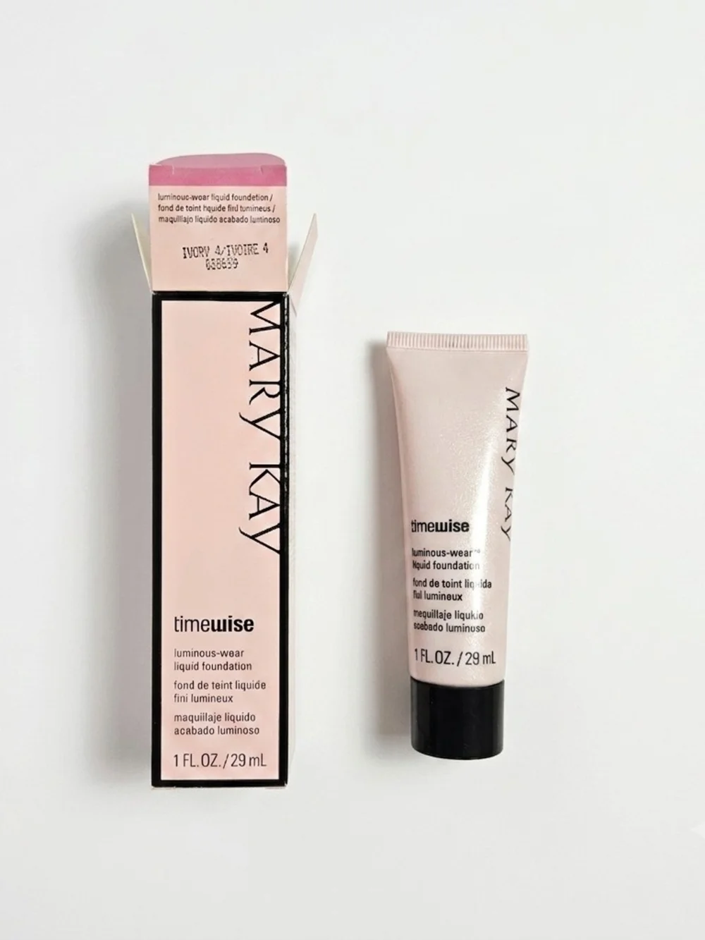 Mary Kay TimeWise Luminous-Wear Liquid Foundation - Ivory 4
